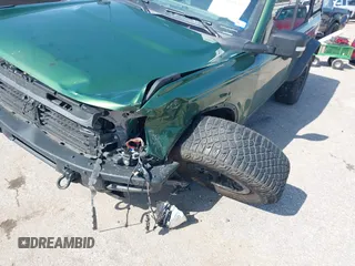 2023 Ford Bronco с VIN 1FMEE5DP0PLB60332, выставлен на аукционе IAAI как лот 42200832 с пробегом 54 921 миль миль и . История ставок и продаж доступна на DreamBid. Изображение 6.