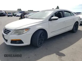2010 Volkswagen CC Luxury z VIN WVWHP7AN4AE548492, wystawiony jako Copart lot #55838235 z przebiegiem 157 761 mil mil oraz Czysty tytuł • Clean title. Historia ofert i sprzedaży dostępna na DreamBid. Obrazek 1.