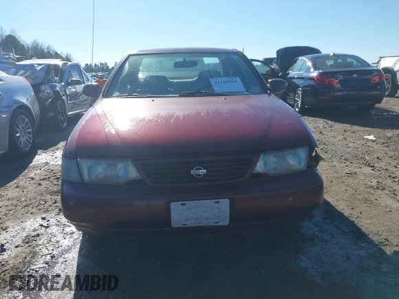 1996 Nissan Sentra XE z VIN 1N4AB41D7TC770549, wystawiony jako IAAI lot #41160561 z przebiegiem 180 485 mil mil oraz . Historia ofert i sprzedaży dostępna na DreamBid. Obrazek 12.
