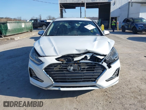 2018 Hyundai Sonata Limited with VIN 5NPE34AF5JH638577, listed as a IAAI auction lot 41760256 with 112,055 mi miles. Bid and sale history available at carsss.com. Image 12.