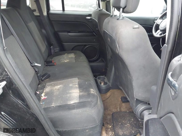 2016 Jeep Patriot Sport with VIN 1C4NJPBAXGD735637, listed as a IAAI auction lot 41745803 with 160,229 mi miles. Bid and sale history available at carsss.com. Image 8.