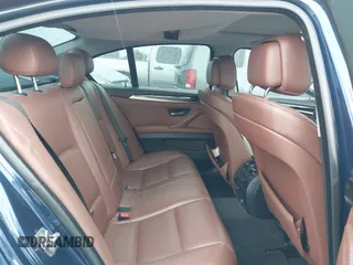 2012 BMW 5 Series 528i z VIN WBAXG5C54CDX04629, wystawiony jako IAAI lot #42360312 z przebiegiem 131 603 mil mil oraz . Historia ofert i sprzedaży dostępna na DreamBid. Obrazek 8.