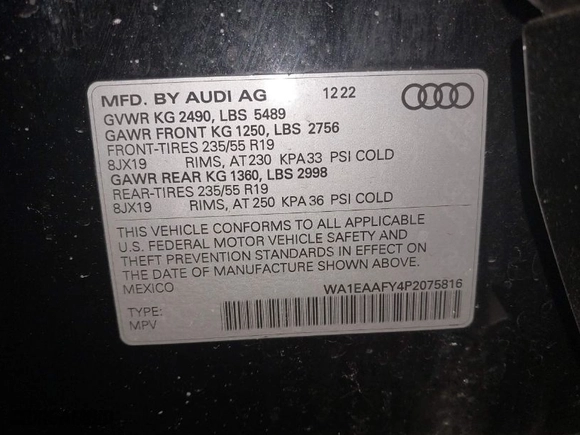 2023 Audi Q5 S line Premium Plus with VIN WA1EAAFY4P2075816, listed as a IAAI auction lot 41270668 with 34,600 mi miles. Bid and sale history available at carsss.com. Image 9.
