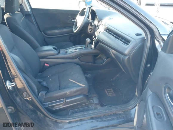 2018 Honda HR-V LX with VIN 3CZRU6H32JG704947, listed as a IAAI auction lot 41439865 with 132,175 mi miles. Bid and sale history available at carsss.com. Image 5.