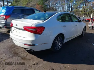 2015 Kia Cadenza Premium with VIN KNALN4D78F5180348, listed as a IAAI auction lot 41307129 with 61,924 mi miles. Bid and sale history available at carsss.com. Image 4.