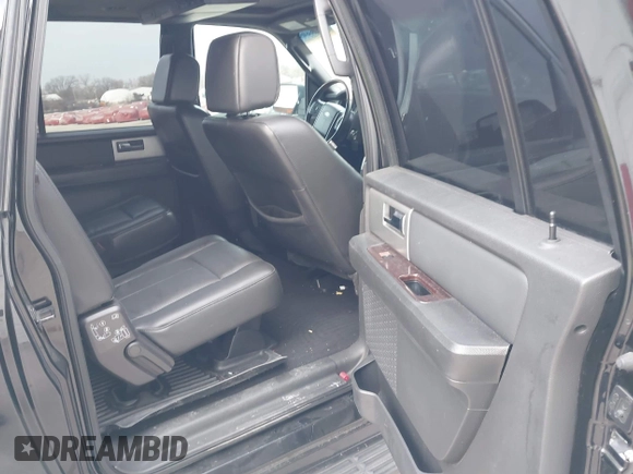 2008 Ford Expedition EL Limited with VIN 1FMFK20568LA60088, listed as a IAAI auction lot 41276609 with 126,187 mi miles. Bid and sale history available at carsss.com. Image 8.