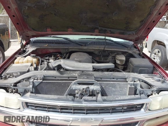 2003 Chevrolet Tahoe LS z VIN 1GNEC13Z93R107570, wystawiony jako IAAI lot #41809679 z przebiegiem 234 901 mil mil oraz . Historia ofert i sprzedaży dostępna na DreamBid. Obrazek 10.