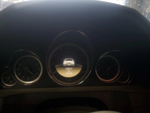 2012 Mercedes-Benz E 350 with VIN WDDKJ5KB7CF134173, listed as a Copart auction lot 51996875 with 135,736 mi miles and Salvage Title. Bid and sale history available at DreamBid. Image 9.