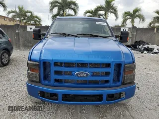 2003 Ford Excursion Limited z VIN 1FMSU43P63EC79535, wystawiony jako Copart lot #50587625 z przebiegiem 181 298 mil mil oraz Czysty tytuł • Clean title. Historia ofert i sprzedaży dostępna na DreamBid. Obrazek 5.