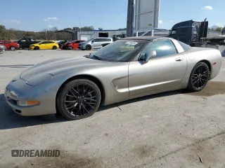 2000 Chevrolet Corvette with VIN 1G1YY22G7Y5112660, listed as a Copart auction lot 77734324 with 111,645 mi miles and Salvage Title. Bid and sale history available at carsss.com. Image 1.
