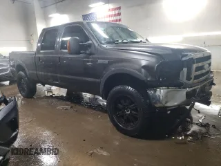 2005 Ford F-250 XL with VIN 1FTSW215X5EC15277, listed as a Copart auction lot 46355635 with 177,231 mi miles and Salvage title. Bid and sale history available at DreamBid. Image 4.