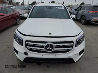 2022 Mercedes-Benz GLB 250 z VIN W1N4M4HBXNW254332, wystawiony jako Copart lot #52740525 z przebiegiem 15 959 mil mil oraz Szkody całkowita. Historia ofert i sprzedaży dostępna na DreamBid. Obrazek 5.
