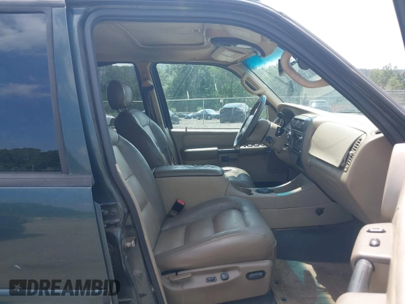 2003 Ford Explorer Sport Trac XLS with VIN 1FMZU77E93UA70739, listed as a IAAI auction lot 42747748 with 112,869 mi miles and . Bid and sale history available at DreamBid. Image 5.