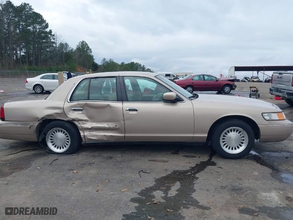 1998 Mercury Grand Marquis LS with VIN 2MEFM75W2WX695255, listed as a IAAI auction lot 41481865 with 177,365 mi miles. Bid and sale history available at carsss.com. Image 13.