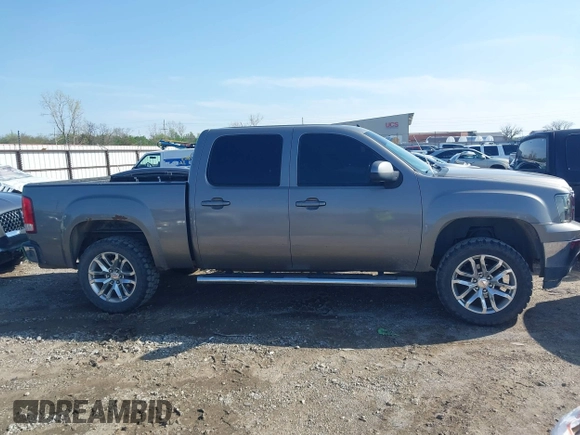 2007 GMC Sierra 1500 with VIN 3GTEK13Y47G542294, listed as a IAAI auction lot 41877821 with 245,731 mi miles and . Bid and sale history available at DreamBid. Image 13.