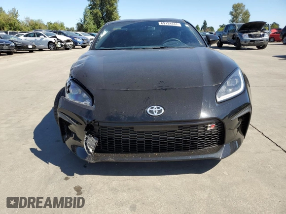 2024 Toyota GR86 Premium with VIN JF1ZNBE18R9757197, listed as a Copart auction lot 69134444 with 8,448 mi miles and Salvage Title. Bid and sale history available at carsss.com. Image 5.