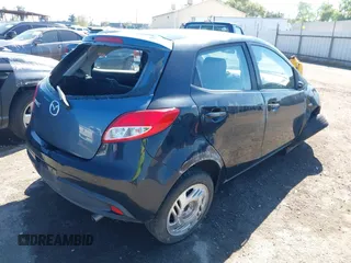 2014 Mazda 2 Touring with VIN JM1DE1LY0E0175771, listed as a IAAI auction lot 41866966 with 90,774 mi miles. Bid and sale history available at carsss.com. Image 4.