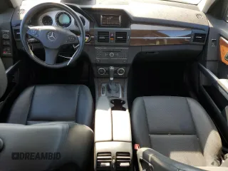 2010 Mercedes-Benz GLK 350 with VIN WDCGG8HBXAF450357, listed as a Copart auction lot 68729294 with 91,018 mi miles and Salvage Title. Bid and sale history available at DreamBid. Image 8.