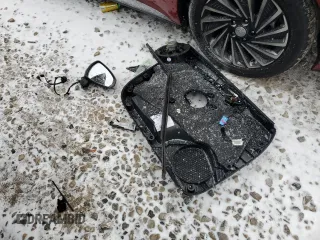 2016 Audi A3 e-tron Premium z VIN WAUUPBFF9GA144393, wystawiony jako Copart lot #44916225 z przebiegiem 80 957 mil mil oraz Szkoda całkowita • Salvage title. Historia ofert i sprzedaży dostępna na DreamBid. Obrazek 12.