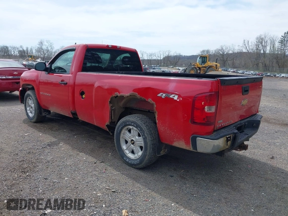 2007 Chevrolet Silverado 1500 1LT with VIN 1GCEK14067Z538823, listed as a IAAI auction lot 41996239 with 175,901 mi miles and . Bid and sale history available at DreamBid. Image 3.