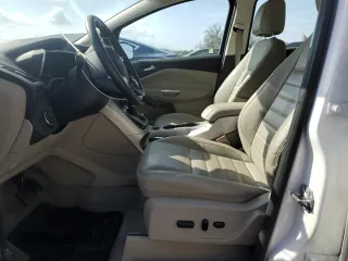 2014 Ford C-Max SEL z VIN 1FADP5BU0EL505784, wystawiony jako Copart lot #55427075 z przebiegiem 40 278 mil mil oraz Szkoda całkowita • Salvage title. Historia ofert i sprzedaży dostępna na DreamBid. Obrazek 7.