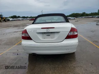2008 Mercedes-Benz CLK 350 with VIN WDBTK56G88F234161, listed as a Copart auction lot 61867195 with 247,175 mi miles and Salvage title. Bid and sale history available at DreamBid. Image 6.