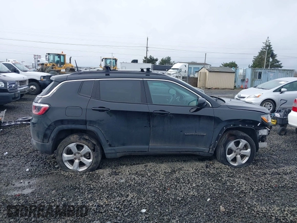 2018 Jeep Compass Latitude with VIN 3C4NJDBB4JT256056, listed as a IAAI auction lot 41835872 with 81,871 mi miles. Bid and sale history available at carsss.com. Image 14.
