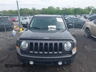 2016 Jeep Patriot Sport with VIN 1C4NJPBB7GD678001, listed as a IAAI auction lot 42079425 with 181,261 mi miles and . Bid and sale history available at carsss.com. Image 6.
