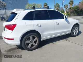 2009 Audi Q5 Premium Plus z VIN WA1KK78R29A014529, wystawiony jako IAAI lot #41948729 z przebiegiem 189 682 mil mil oraz . Historia ofert i sprzedaży dostępna na DreamBid. Obrazek 4.