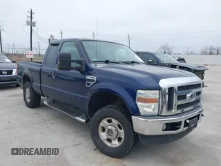 2010 Ford Super Duty F-250 SRW XL with VIN 1FTSX2B52AEB42475, listed as a IAAI auction lot 41363773 with 170,823 mi miles. Bid and sale history available at carsss.com. Image 1.