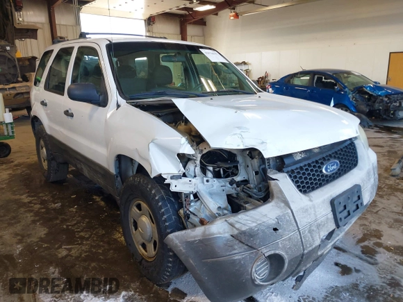 2006 Ford Escape XLS z VIN 1FMCU92Z16KC62653, wystawiony jako IAAI lot #42036057 z przebiegiem 214 465 mil mil oraz . Historia ofert i sprzedaży dostępna na DreamBid. Obrazek 1.
