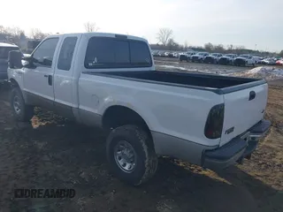 2001 Ford Super Duty F-250 XL with VIN 1FTNX21F91EA15553, listed as a IAAI auction lot 41759332 with 234,023 mi miles. Bid and sale history available at carsss.com. Image 3.