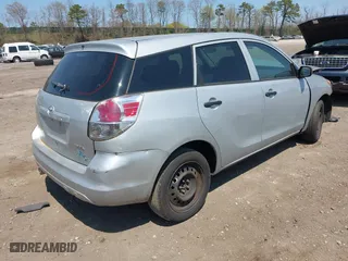 2006 Toyota Matrix STD with VIN 2T1KR32E06C589607, listed as a IAAI auction lot 42040471 with 244,600 mi miles. Bid and sale history available at carsss.com. Image 4.