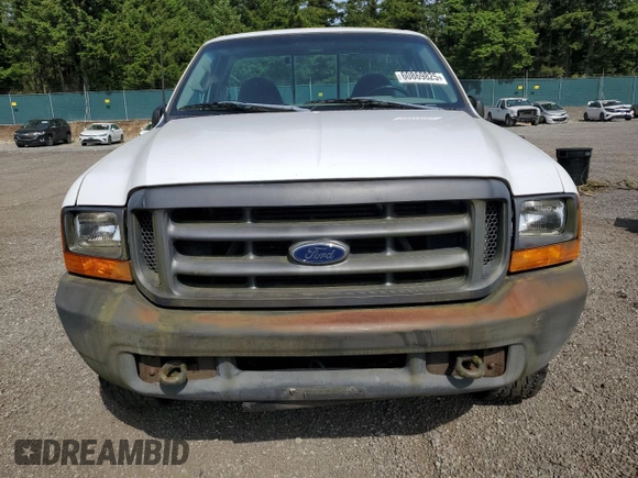 1999 Ford F-250 XL with VIN 1FTNF21F3XEC38845, listed as a Copart auction lot 60869825 with 327,518 mi miles and Clean title. Bid and sale history available at DreamBid. Image 5.