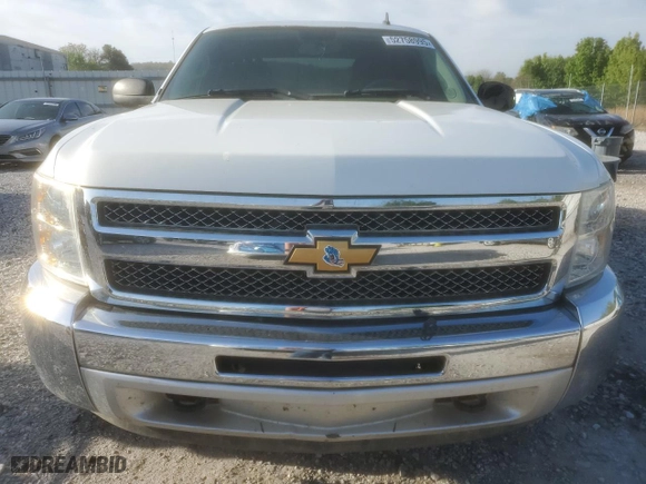 2013 Chevrolet Silverado 1500 LT with VIN 1GCRKSE74DZ207009, listed as a Copart auction lot 52758995 with 112,810 mi miles and Clean Title. Bid and sale history available at carsss.com. Image 5.