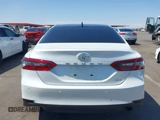 2023 Toyota Camry XLE z VIN 4T1F11AKXPU758648, wystawiony jako IAAI lot #42471815 z przebiegiem 27 714 mil mil oraz . Historia ofert i sprzedaży dostępna na DreamBid. Obrazek 16.