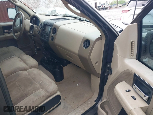 2006 Ford F-150 STX with VIN 1FTRF04W86KB04740, listed as a IAAI auction lot 42112621 with 184,375 mi miles and . Bid and sale history available at DreamBid. Image 5.