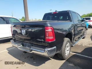 2022 Ram 1500 Big Horn z VIN 1C6RRFFG3NN179043, wystawiony jako IAAI lot #42566379 z przebiegiem 90 922 mil mil oraz . Historia ofert i sprzedaży dostępna na DreamBid. Obrazek 29.