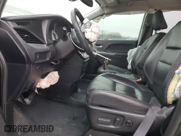 2020 Toyota Sienna SE with VIN 5TDXZ3DC6LS061204, listed as a Copart auction lot 87696505 with 137,890 mi miles and Salvage Title. Bid and sale history available at carsss.com. Image 7.