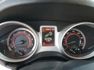 2018 Dodge Journey SE with VIN 3C4PDCAB2JT383027, listed as a Copart auction lot 83073874 with 70,386 mi miles and Salvage Title. Bid and sale history available at carsss.com. Image 9.