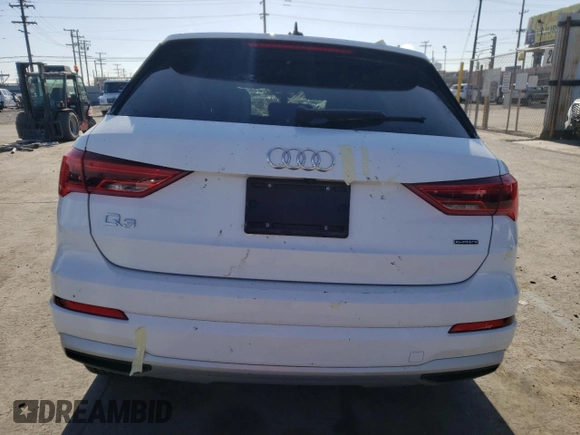2021 Audi Q3 Premium with VIN WA1AUCF32M1064627, listed as a Copart auction lot 50900513 with 35,718 mi miles and . Bid and sale history available at DreamBid. Image 6.