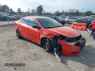 2015 Dodge Dart SXT z VIN 1C3CDFBBXFD404531, wystawiony jako IAAI lot #41149371 z przebiegiem 121 482 mil mil oraz . Historia ofert i sprzedaży dostępna na DreamBid. Obrazek 1.