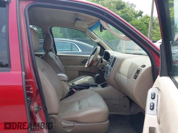 2007 Ford Escape Limited with VIN 1FMYU94197KA34124, listed as a IAAI auction lot 42483070 with 197,046 mi miles and . Bid and sale history available at DreamBid. Image 5.