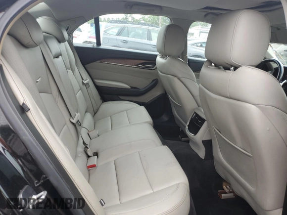 2015 Cadillac CTS RWD z VIN 1G6AP5SX9F0139482, wystawiony jako Copart lot #61422755 z przebiegiem 77 247 mil mil oraz Czysty tytuł • Clean title. Historia ofert i sprzedaży dostępna na DreamBid. Obrazek 10.