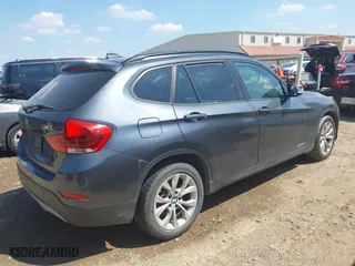 2014 BMW X1 xDrive28i with VIN WBAVL1C52EVY13471, listed as a IAAI auction lot 41828415 with 1 mi miles. Bid and sale history available at carsss.com. Image 4.