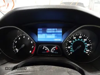 2014 Ford Focus SE with VIN 1FADP3F29EL160834, listed as a IAAI auction lot 41597552 with 118,410 mi miles. Bid and sale history available at carsss.com. Image 7.