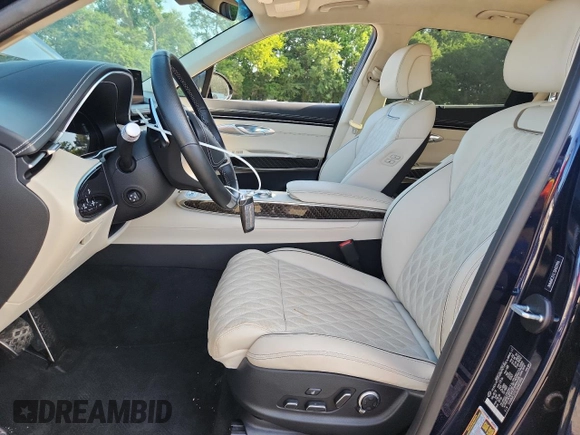 2025 Genesis GV70 Sport with VIN 5NMMCDTC1SH021996, listed as a Copart auction lot 61080575 with 6,027 mi miles and Salvage title. Bid and sale history available at DreamBid. Image 7.