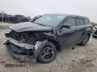 2017 Toyota Highlander LE with VIN 5TDBZRFH2HS475576, listed as a Copart auction lot 56795155 with 107,153 mi miles and Salvage title. Bid and sale history available at DreamBid. Image 1.