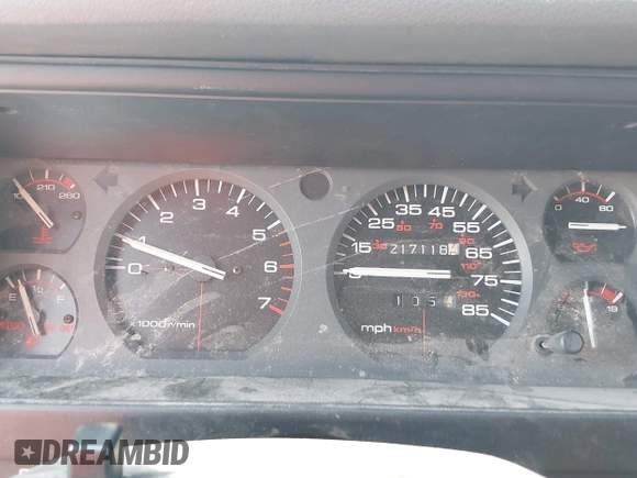 1996 Jeep Cherokee Sport z VIN 1J4FJ68S3TL226188, wystawiony jako IAAI lot #42460538 z przebiegiem 217 118 mil mil oraz . Historia ofert i sprzedaży dostępna na DreamBid. Obrazek 7.