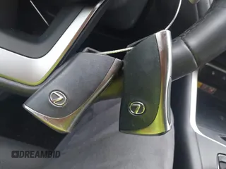 2024 Lexus TX 350 z VIN 5TDAAAB6XRS009811, wystawiony jako IAAI lot #41473196 z przebiegiem 8 781 mil mil oraz . Historia ofert i sprzedaży dostępna na DreamBid. Obrazek 11.